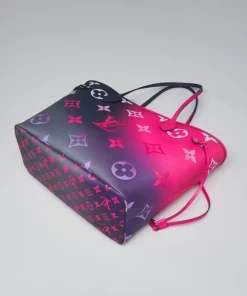 LOUIS VUITTON Midnight Fuchsia Neverfull MM