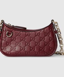 Gucci GG Emblem mini Rosso Ancora red