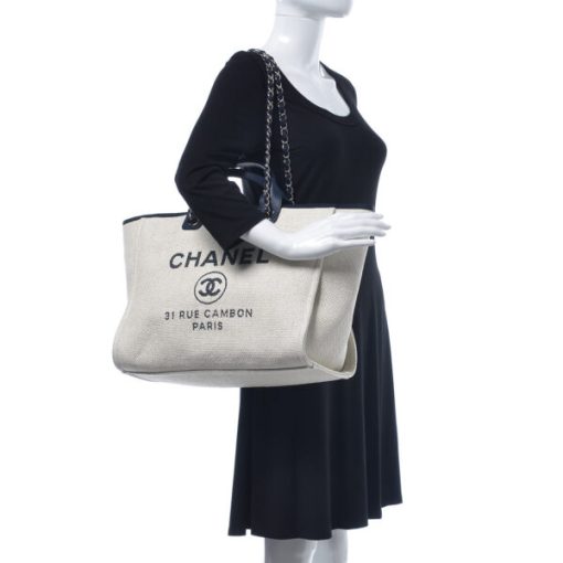 CHANEL Woven Straw Raffia Extra Large Deauville Tote